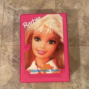 Barbie trunk and dolls